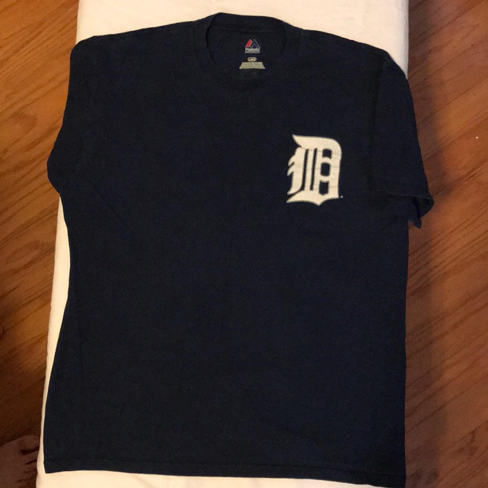 Detroit Tigers shirt